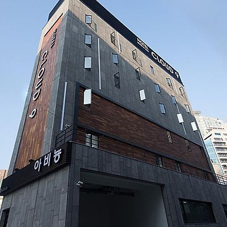 โรงแรมคลาวด์ 9 ปูซาน ภายนอก รูปภาพ